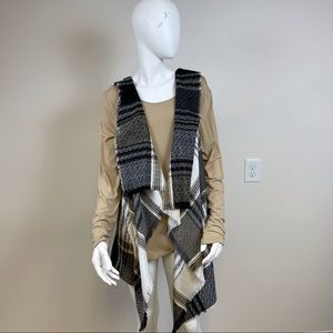 Ace Fashion Vest/Scarf